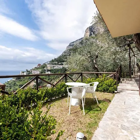 Tenuta Dell'al.ma. Guest house