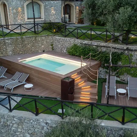 Tenuta Dell'al.ma. 3*